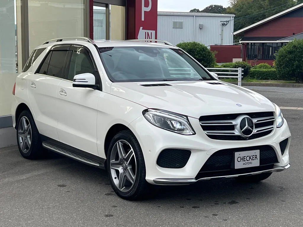 Mercedes-Benz GLE-Class 2015, джип/suv 5 дв., 1 поколение, W166 (10.2015 - 05.2019)