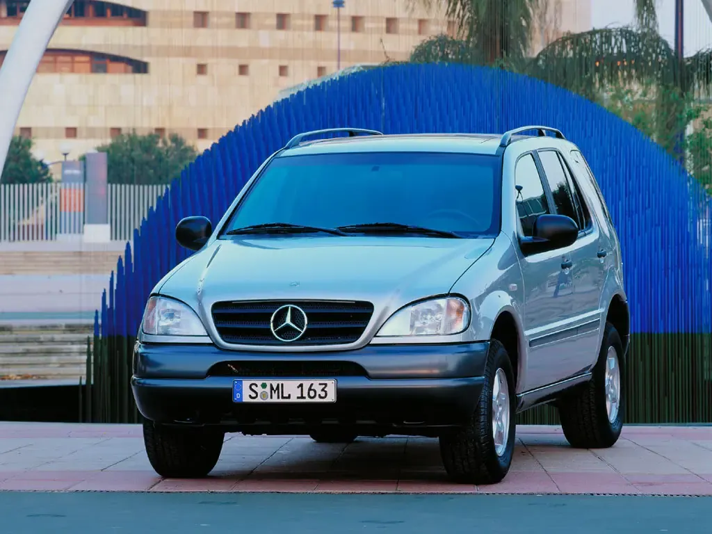 Mercedes-Benz M-Class 1997, джип/suv 5 дв., 1 поколение, W163 (02.1997 - 08.2001)