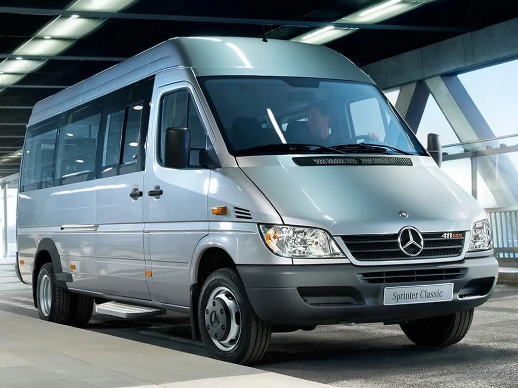 Mercedes-Benz Sprinter Classic 2013, автобус, 1 поколение, W909 (07.2013 - 07.2018)