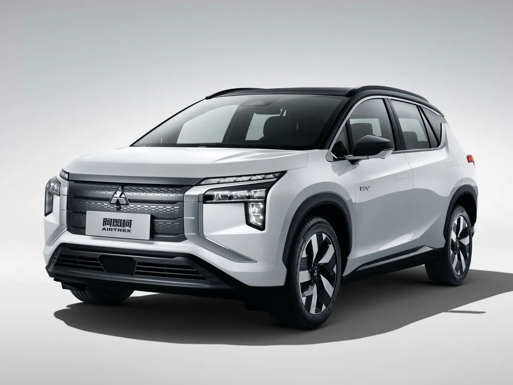 Mitsubishi Airtrek 2021, джип/suv 5 дв., 2 поколение (11.2021 - 03.2023)