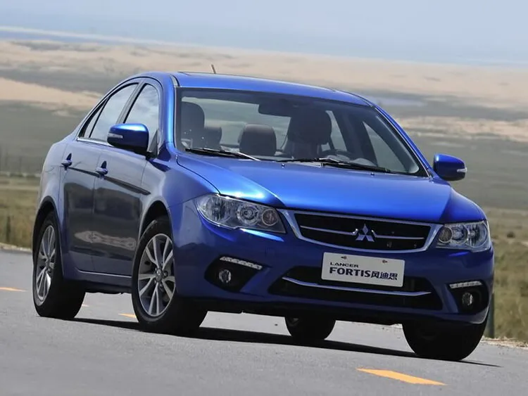 Mitsubishi Lancer Fortis 2013, седан, 1 поколение (04.2013 - 11.2015)