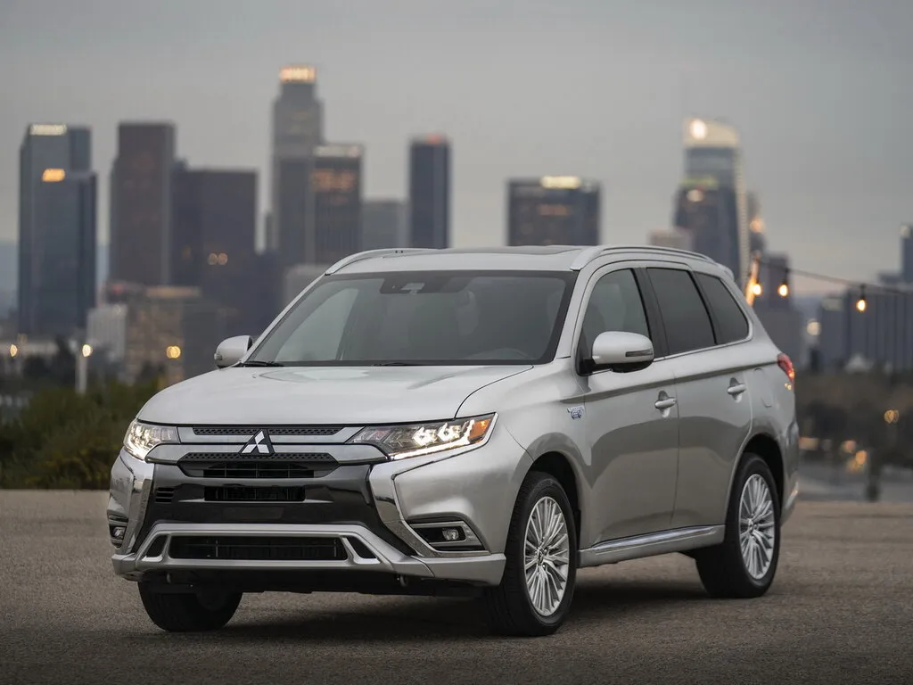 Mitsubishi Outlander 3-й рестайлинг 2018, джип/suv 5 дв., 3 поколение, GF0W, GG0W (01.2018 - 10.2022)
