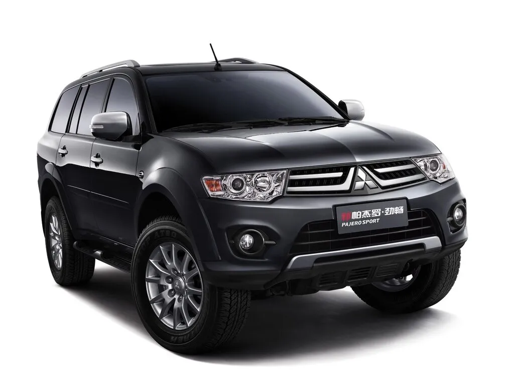 Mitsubishi Pajero Sport рестайлинг 2013, джип/suv 5 дв., 2 поколение (08.2013 - 01.2017)