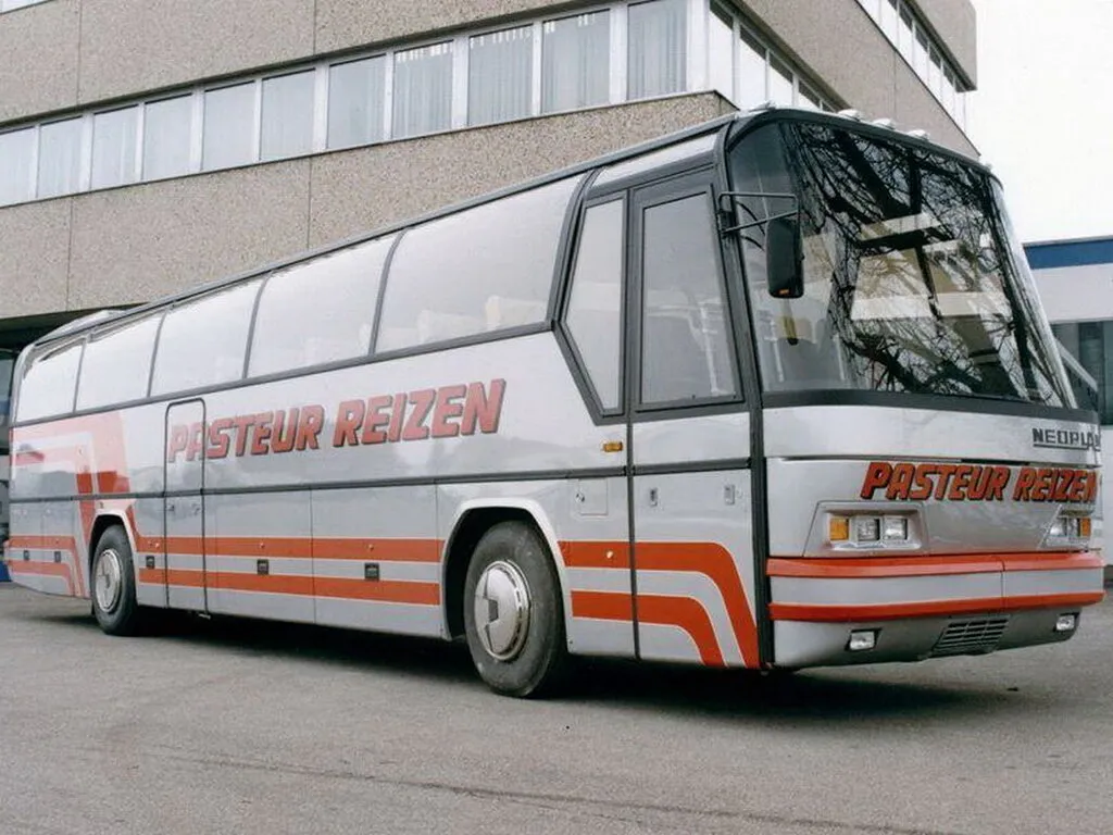 Neoplan Transliner 1992, автобус, 1 поколение (02.1992 - 06.1994)