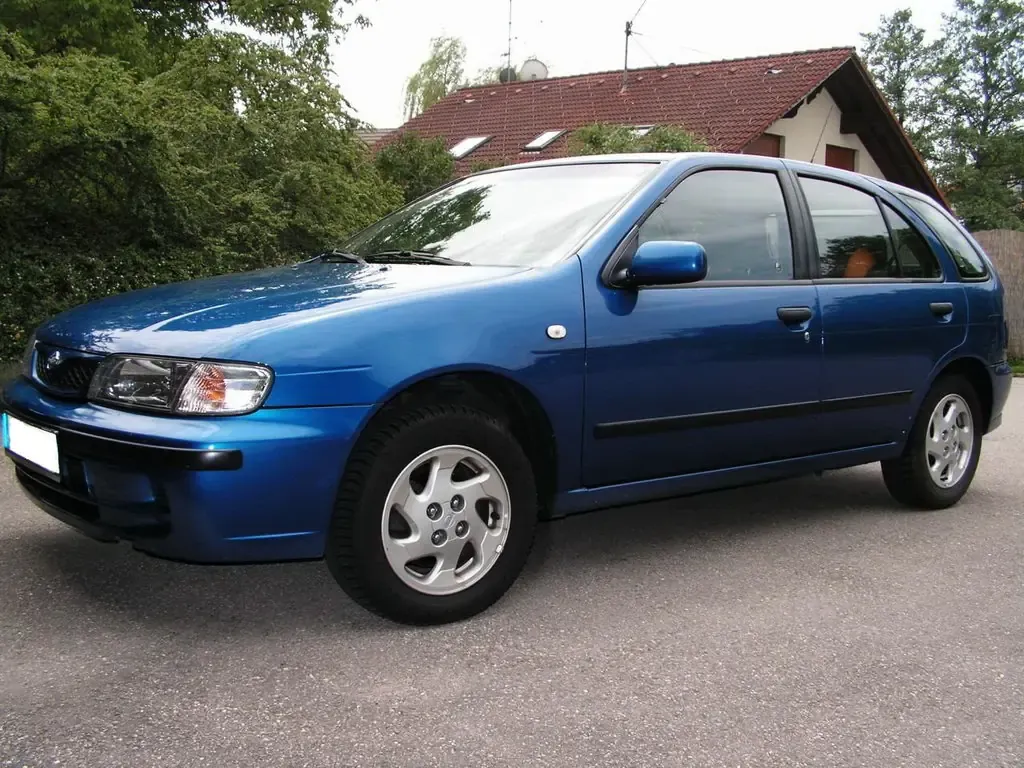 Nissan Almera рестайлинг 1998, хэтчбек 5 дв., 1 поколение, N15 (03.1998 - 01.2000)