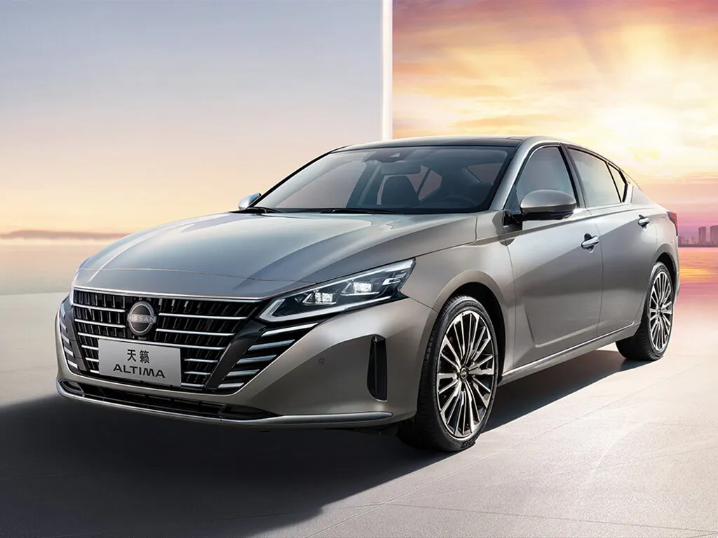 Nissan Altima рестайлинг 2022, седан, 6 поколение, L34 (08.2022 - н.в.)