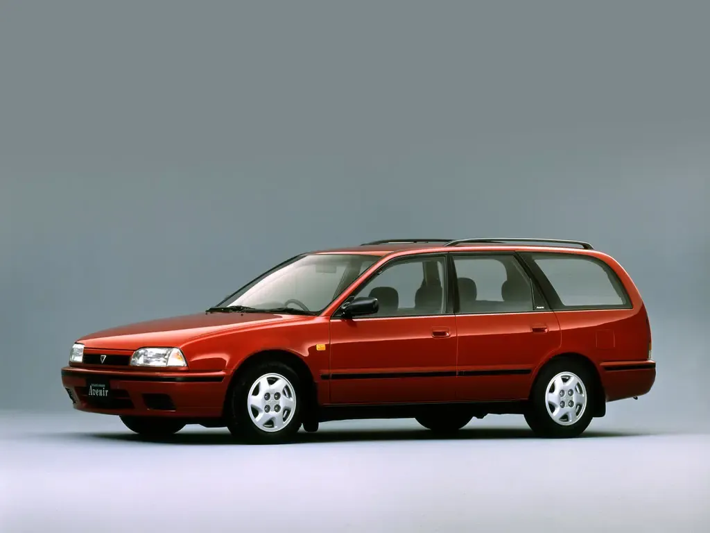 Nissan Avenir 1990, универсал, 1 поколение, W10 (05.1990 - 12.1992)
