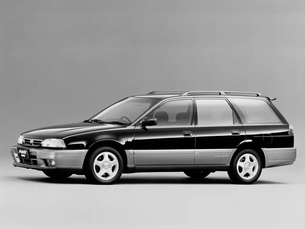 Nissan Avenir Salut 1995, универсал, 1 поколение, W10 (08.1995 - 02.1999)