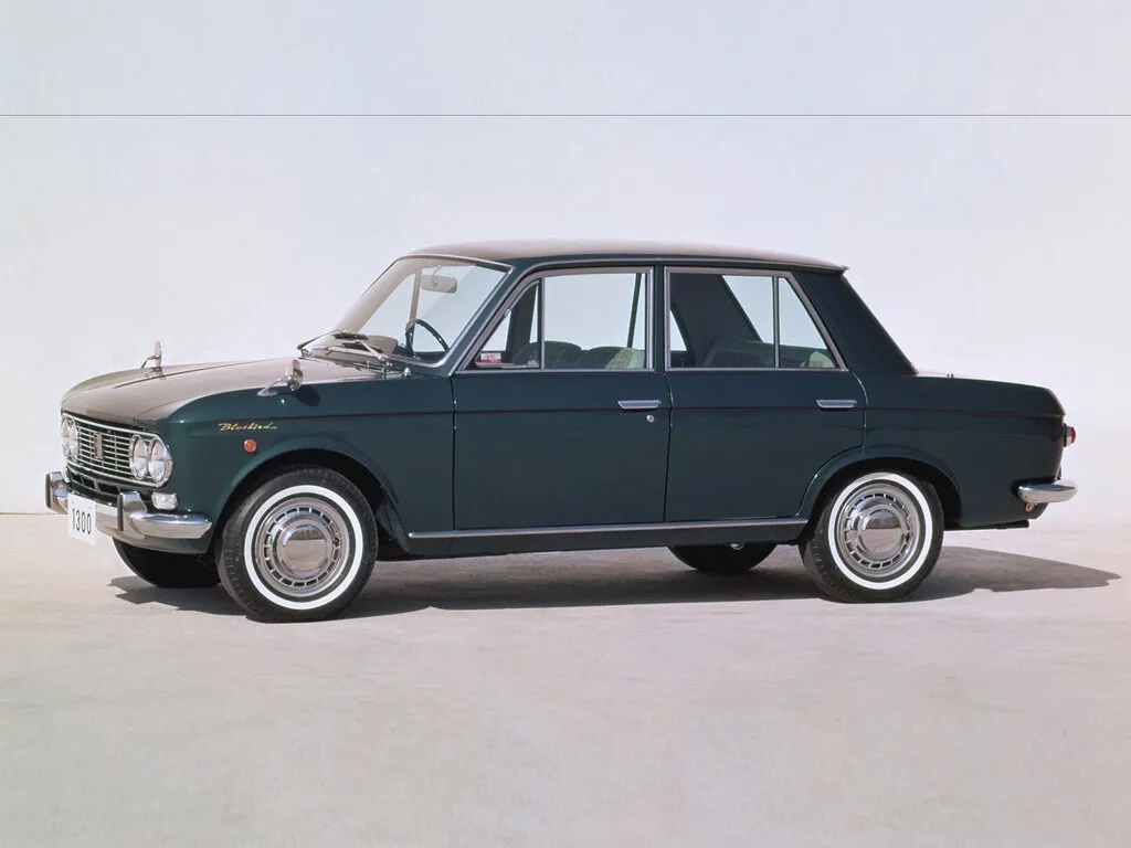 Nissan Bluebird 2-й рестайлинг 1966, седан, 2 поколение, 410 (04.1966 - 07.1967)
