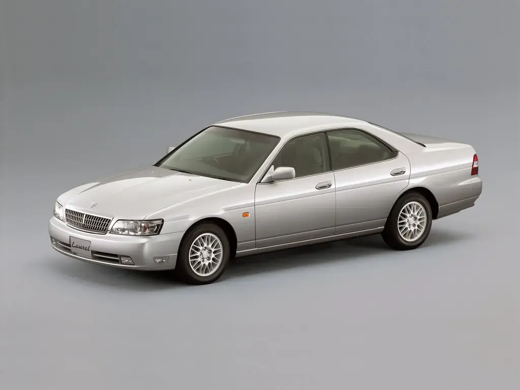 Nissan Laurel рестайлинг 1999, седан, 8 поколение, C35 (08.1999 - 12.2002)