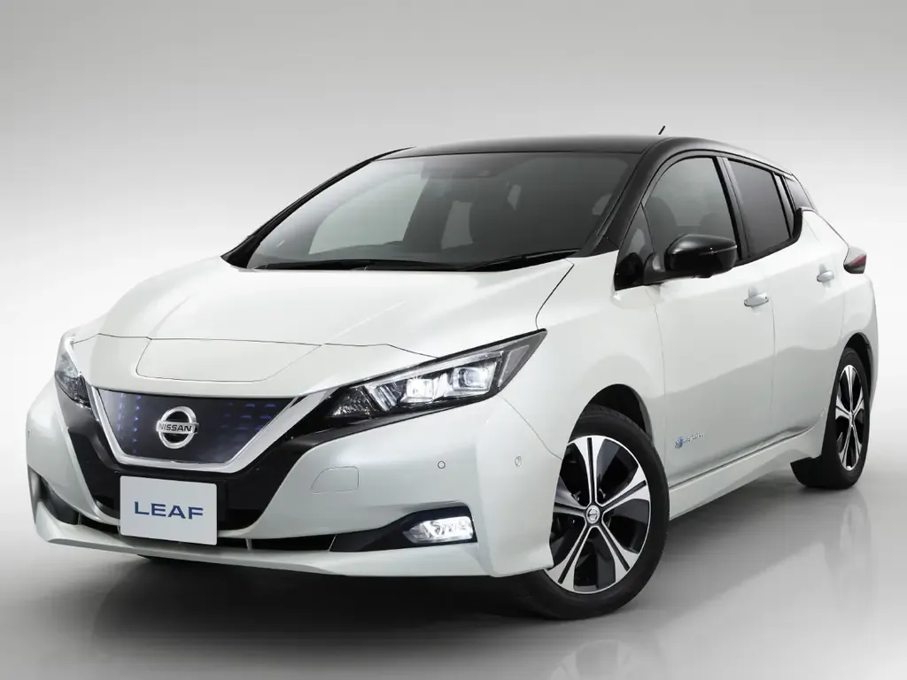 Nissan Leaf 2017, хэтчбек 5 дв., 2 поколение, ZE1 (09.2017 - 05.2022)