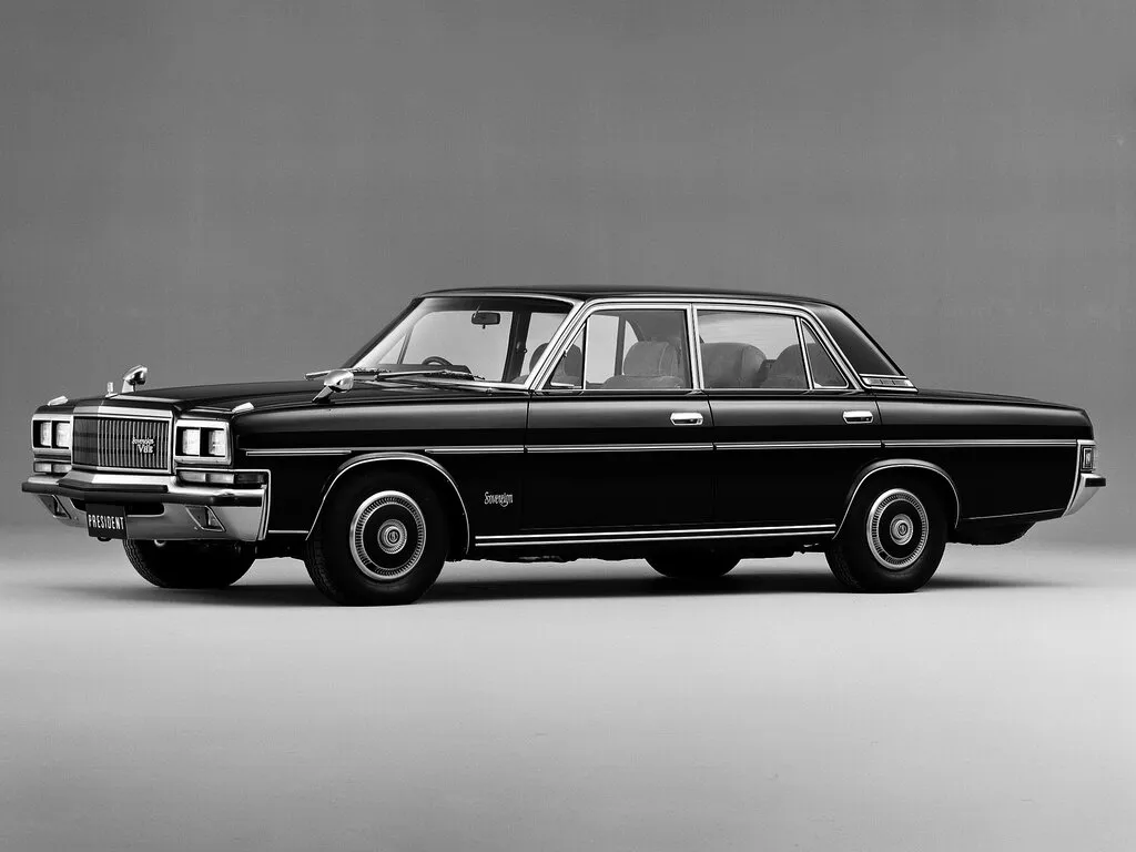 Nissan President 2-й рестайлинг 1982, седан, 2 поколение, 250 (11.1982 - 09.1990)