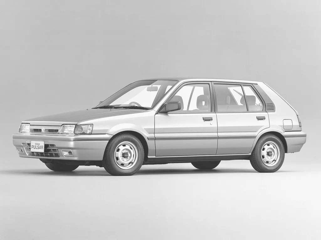 Nissan Pulsar рестайлинг 1988, хэтчбек 5 дв., 3 поколение, N13 (04.1988 - 07.1990)