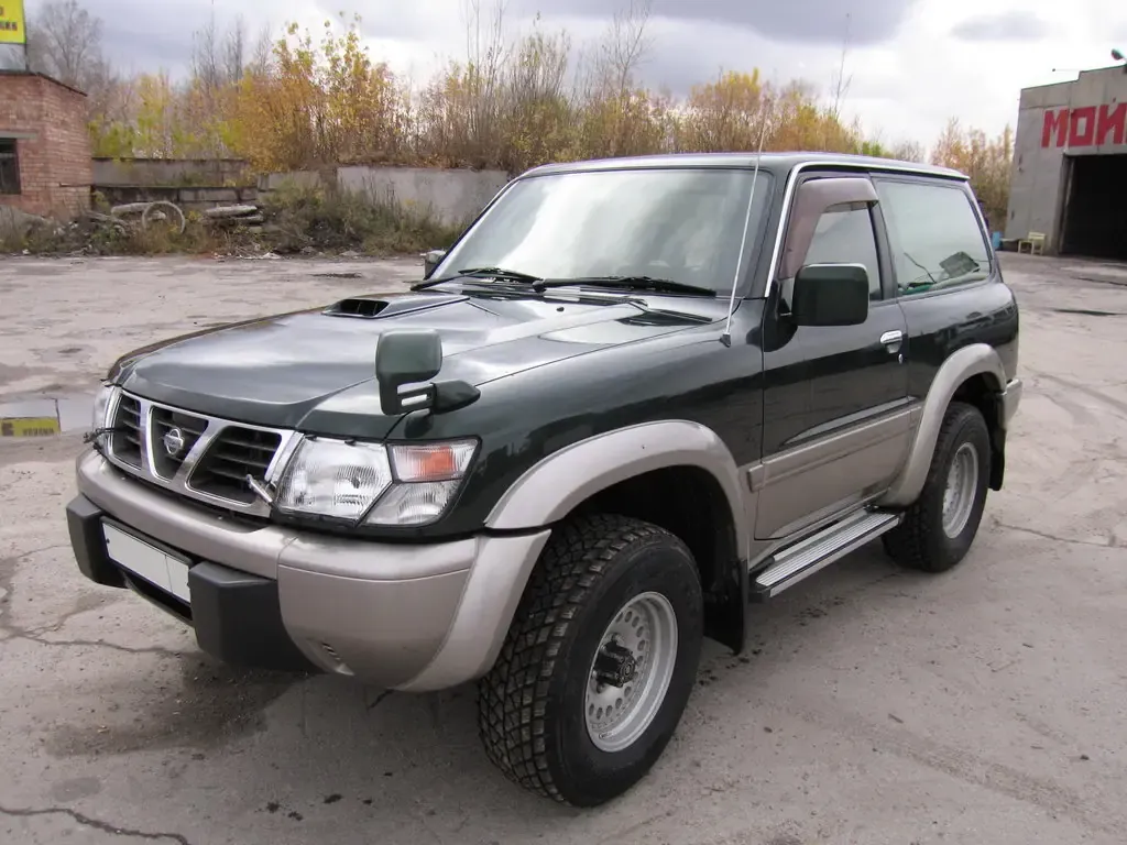 Nissan Safari 1997, джип/suv 3 дв., 3 поколение, Y61 (10.1997 - 02.2000)
