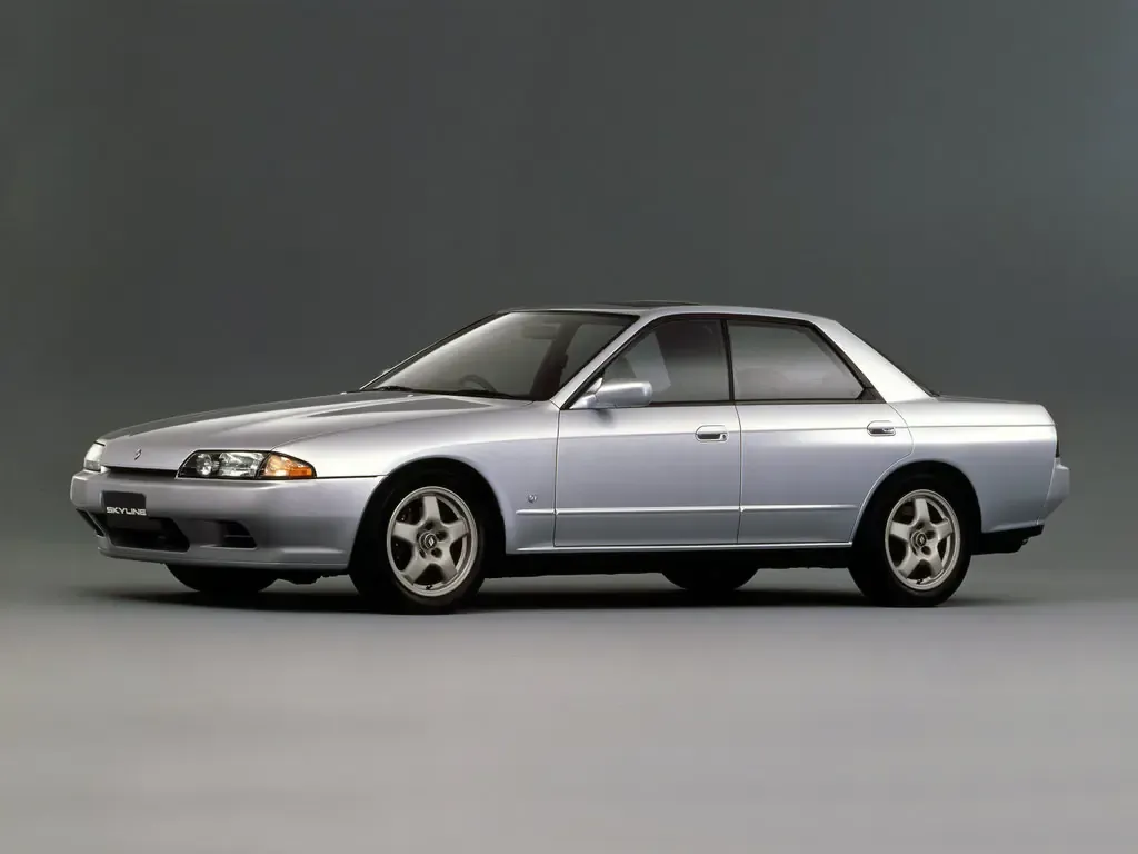 Nissan Skyline 1989, седан, 8 поколение, R32 (05.1989 - 07.1991)