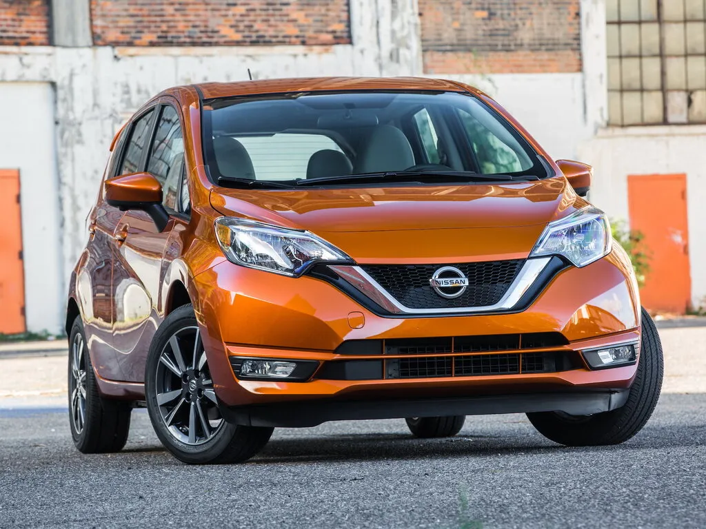Nissan Versa Note рестайлинг 2016, хэтчбек 5 дв., 1 поколение (01.2016 - 01.2019)