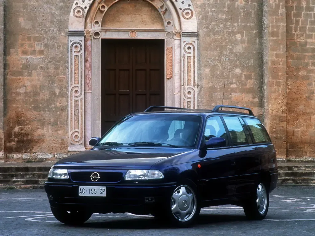 Opel Astra рестайлинг 1994, универсал, 1 поколение, F (08.1994 - 06.1998)