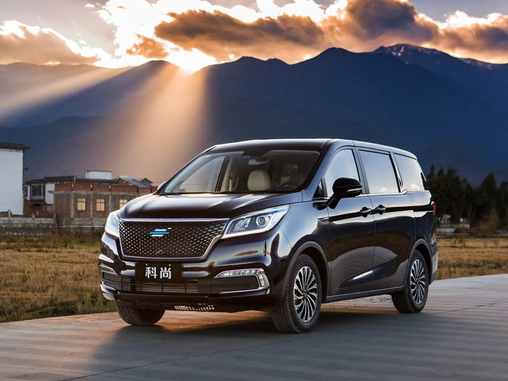 Oshan Cosmos 2018, минивэн, 1 поколение (05.2018 - 01.2023)