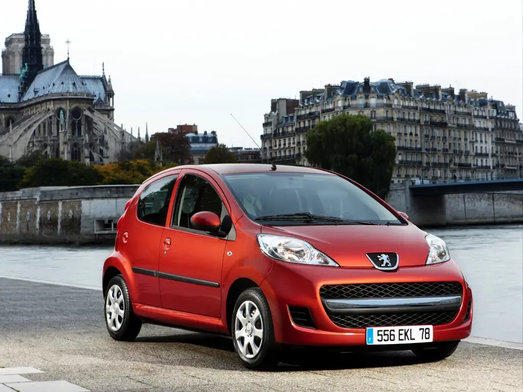 Peugeot 107 рестайлинг 2009, хэтчбек 5 дв., 1 поколение (02.2009 - 02.2012)