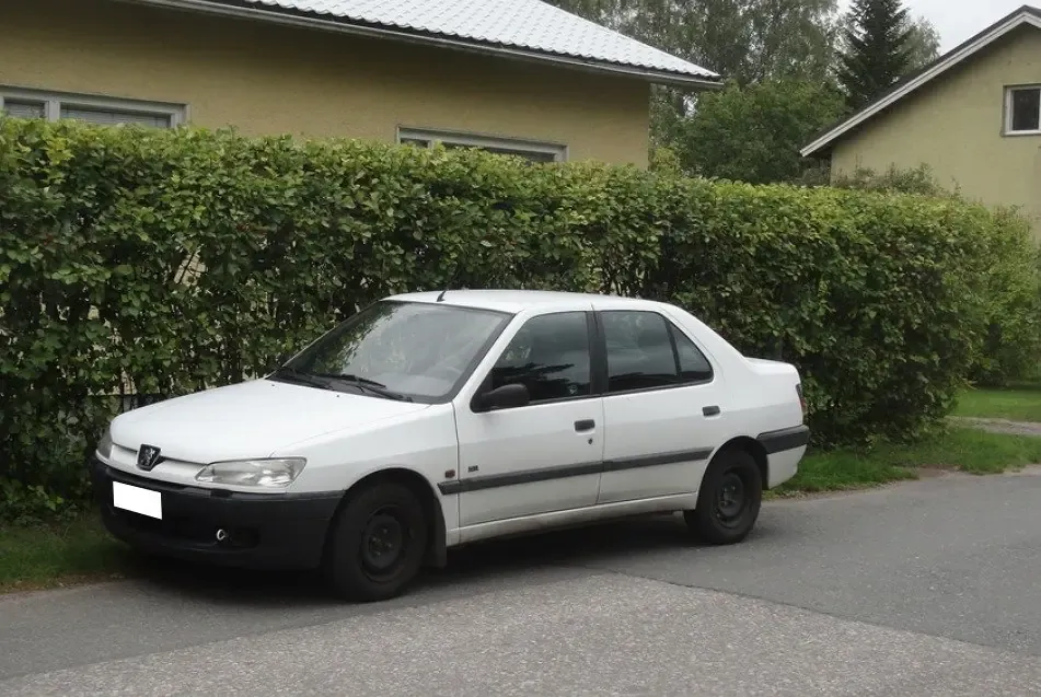 Peugeot 306 рестайлинг 1997, седан, 1 поколение (05.1997 - 09.2000)