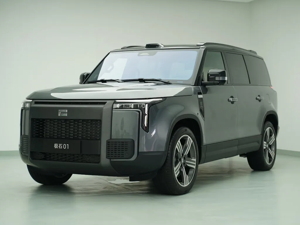 Polar Stone 01 2023, джип/suv 5 дв., 1 поколение (08.2023 - 12.2025)