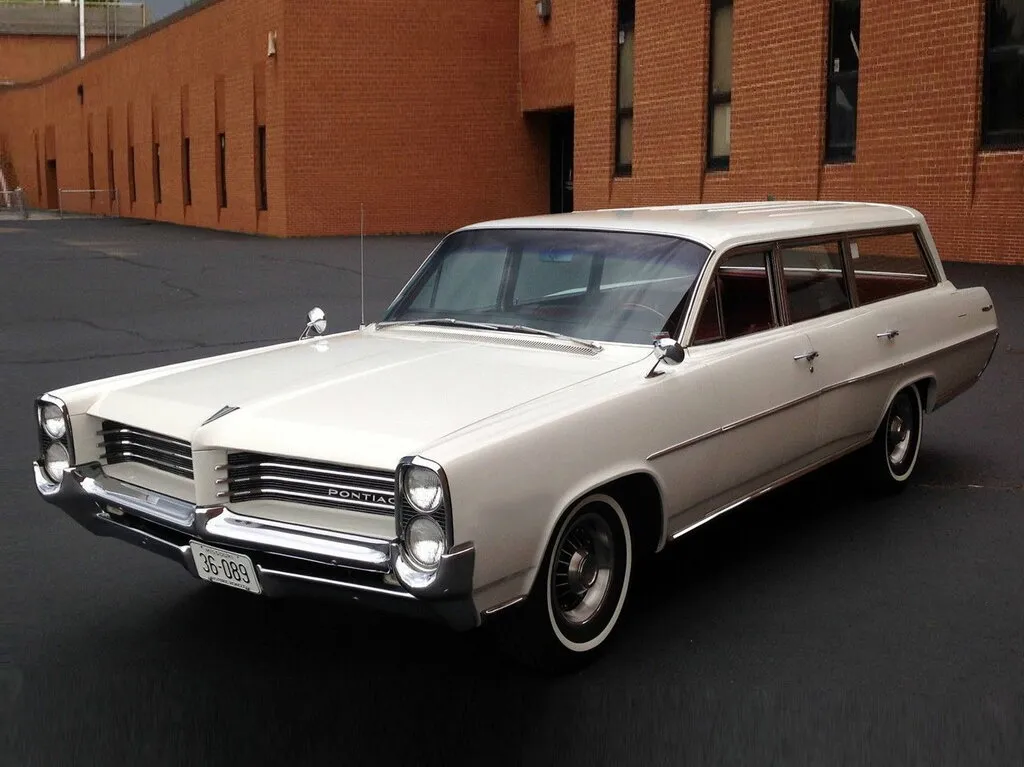 Pontiac Bonneville 3-й рестайлинг 1963, универсал, 4 поколение (09.1963 - 09.1964)