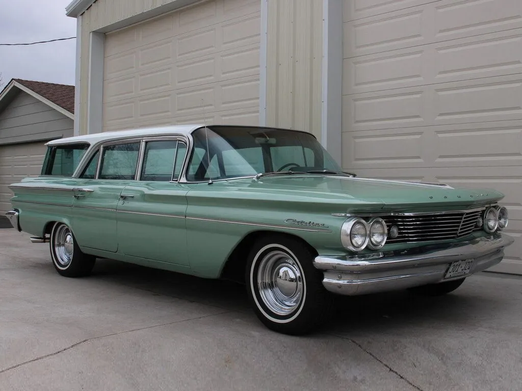 Pontiac Bonneville рестайлинг 1959, универсал, 3 поколение (09.1959 - 09.1960)