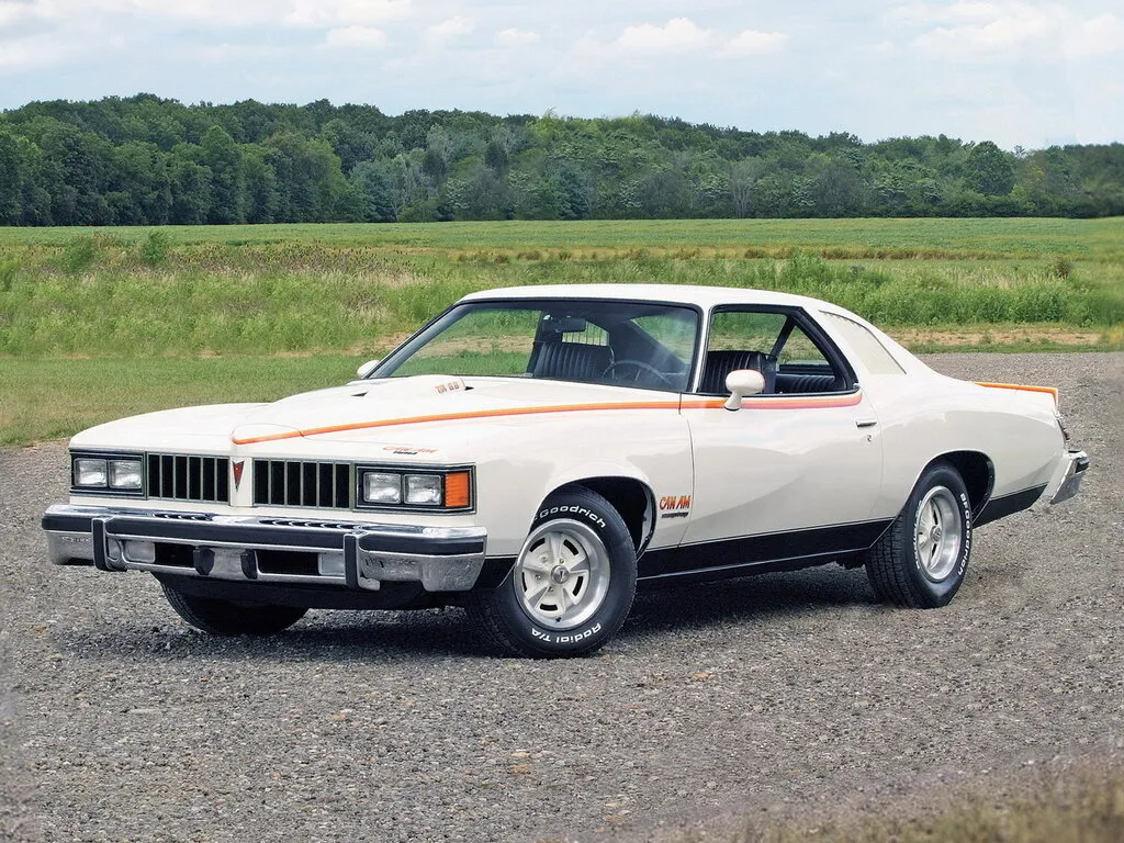 Pontiac Lemans рестайлинг 1975, купе, 4 поколение (09.1975 - 10.1977)