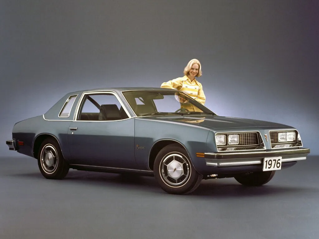 Pontiac Sunbird 1975, купе, 1 поколение (09.1975 - 03.1980)