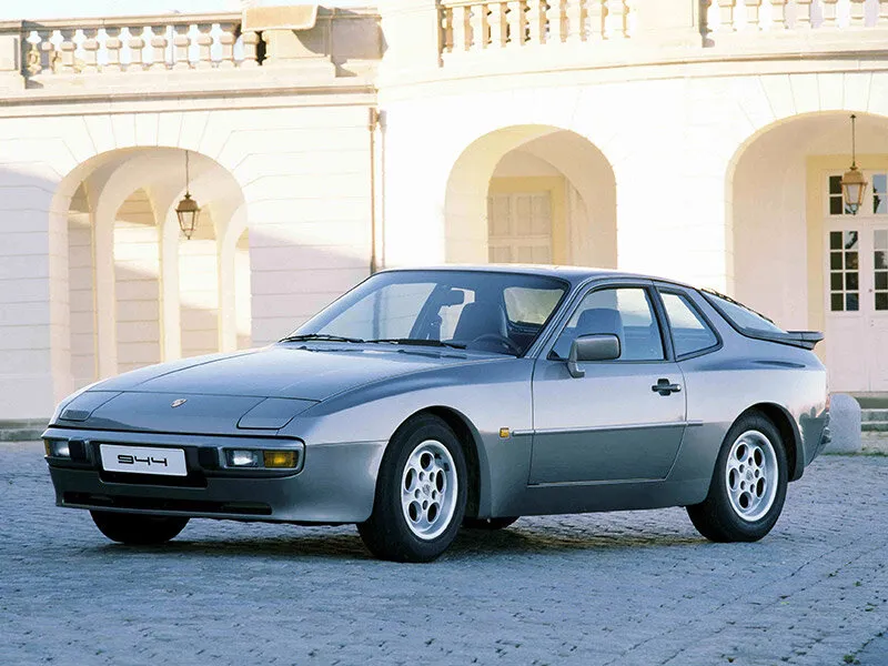 Porsche 944 рестайлинг 1985, хэтчбек 3 дв., 1 поколение (06.1985 - 09.1991)