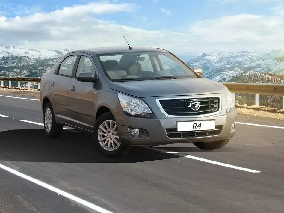 Ravon R4 2016, седан, 1 поколение (12.2016 - 06.2020)