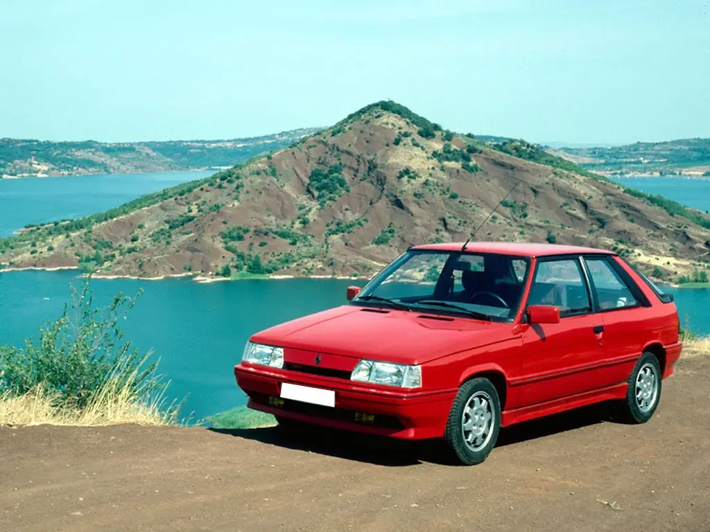 Renault 11 рестайлинг 1986, хэтчбек 3 дв., 1 поколение (10.1986 - 12.1988)