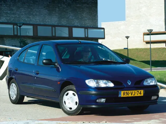 Renault Megane 1995, хэтчбек 5 дв., 1 поколение (03.1995 - 02.2001)