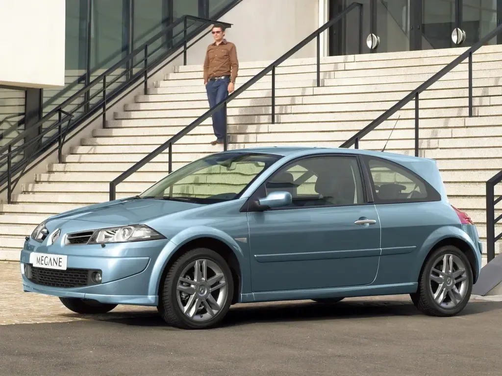 Renault Megane рестайлинг 2006, хэтчбек 3 дв., 2 поколение (01.2006 - 09.2009)