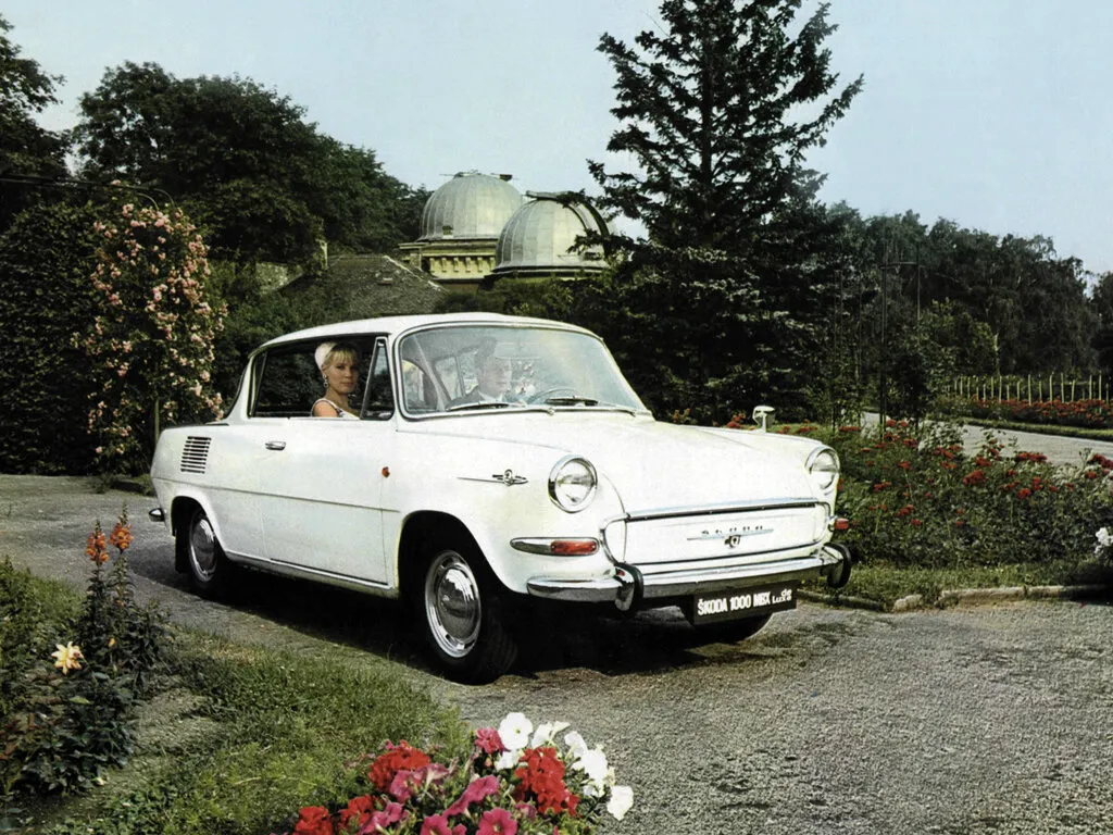 Skoda 1000/1100 MB рестайлинг 1967, купе, 1 поколение, 990T (09.1967 - 08.1968)