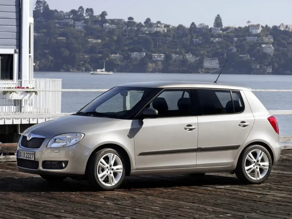 Skoda Fabia 2007, хэтчбек 5 дв., 2 поколение, MK2 (03.2007 - 02.2010)