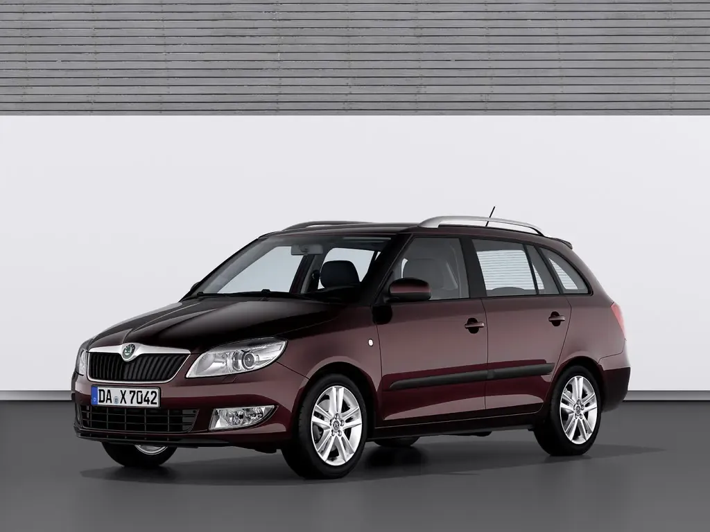 Skoda Fabia рестайлинг 2010, универсал, 2 поколение, MK2 (03.2010 - 01.2015)
