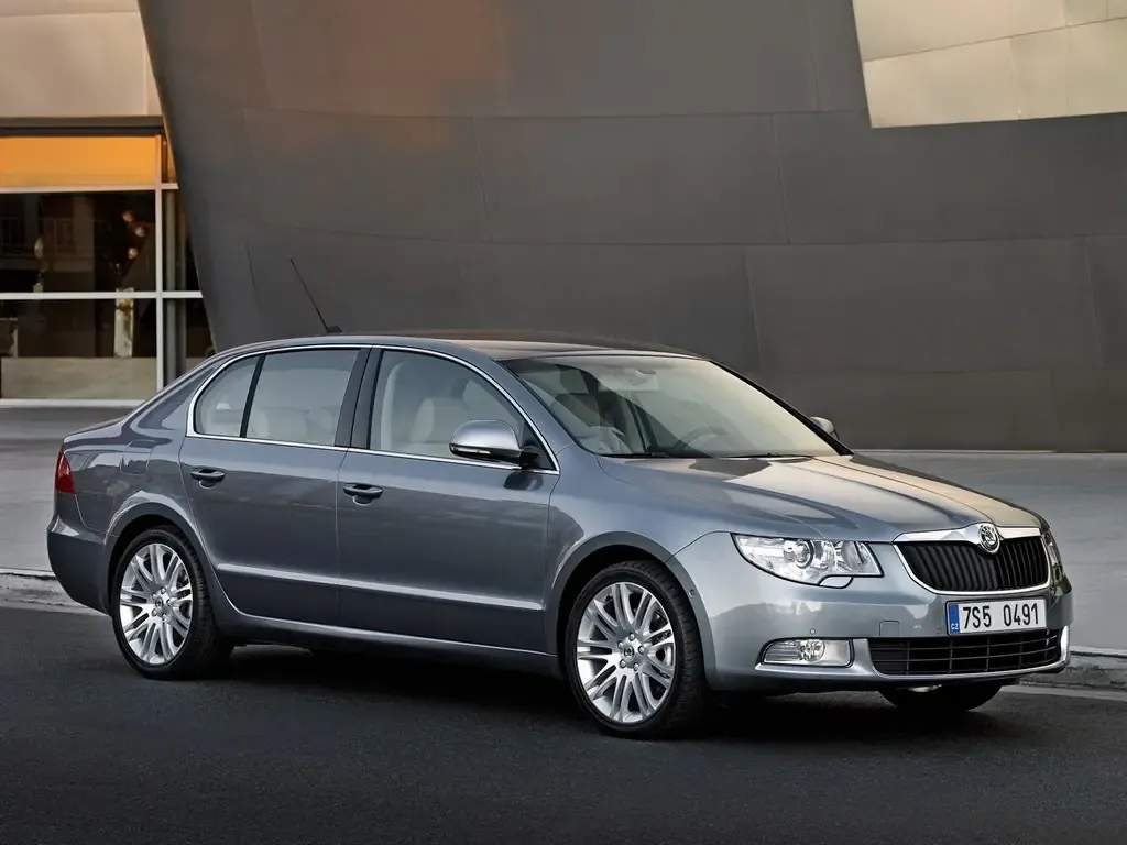 Skoda Superb 2008, лифтбек, 2 поколение, 3T (03.2008 - 05.2013)