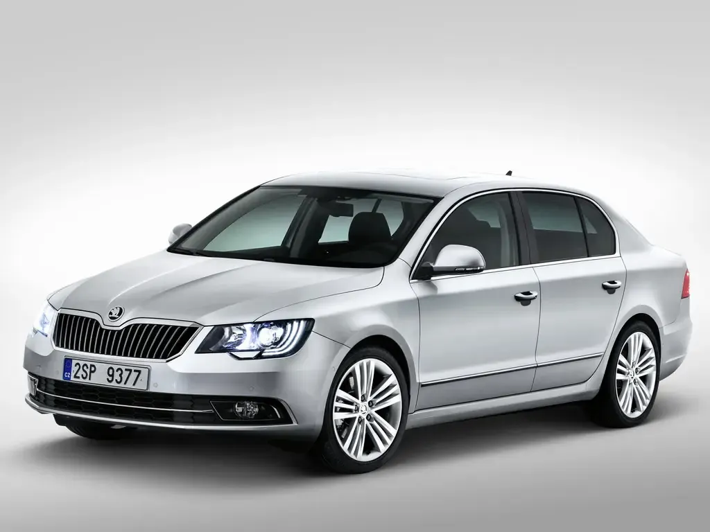 Skoda Superb рестайлинг 2013, лифтбек, 2 поколение, B6 (08.2013 - 01.2015)