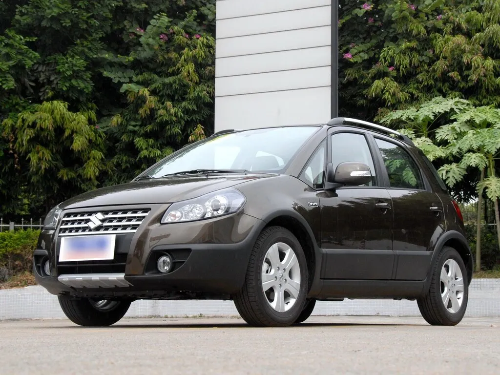 Suzuki SX4 2-й рестайлинг 2011, хэтчбек 5 дв., 1 поколение (11.2011 - 05.2013)