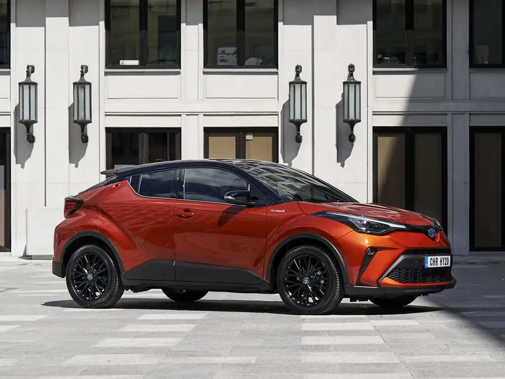 Toyota C-HR рестайлинг 2019, джип/suv 5 дв., 1 поколение (09.2019 - 12.2022)