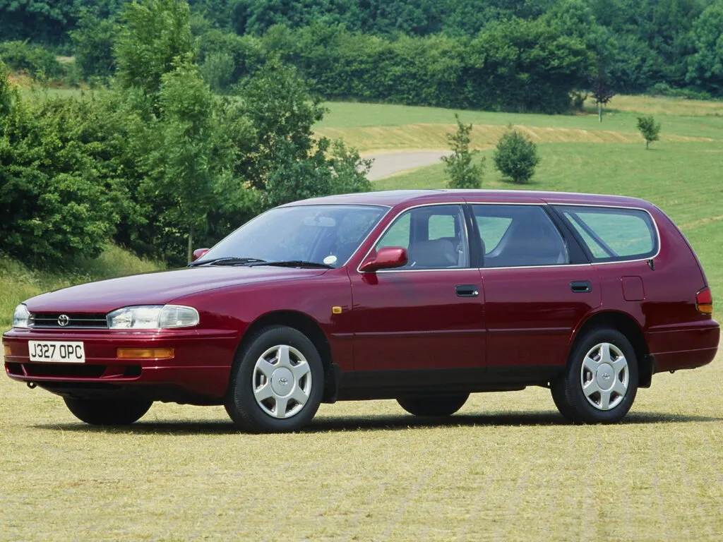 Toyota Camry 1991, универсал, 4 поколение, XV10 (09.1991 - 08.1996)