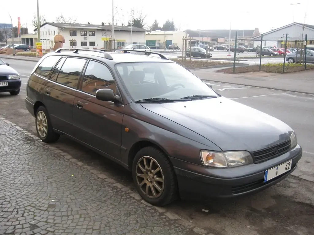 Toyota Carina E 1992, универсал, 6 поколение, T190 (12.1992 - 01.1996)