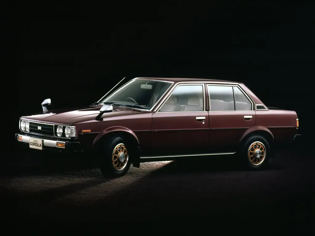 Toyota Corolla 1979, седан, 4 поколение, E70 (03.1979 - 07.1981)