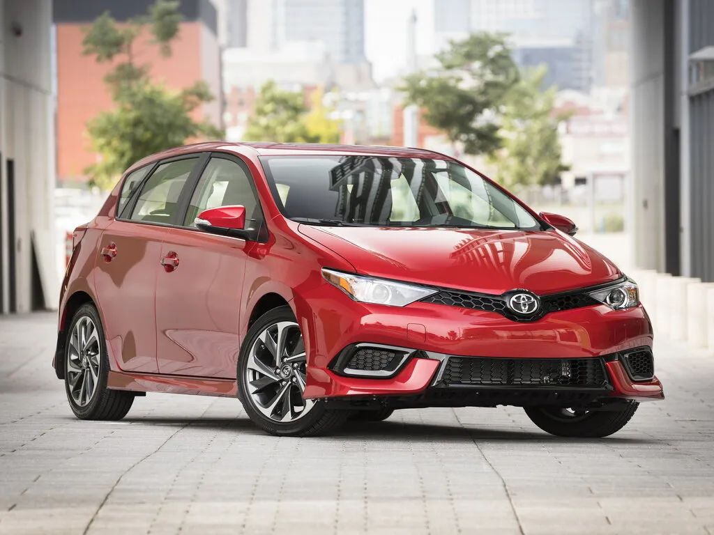 Toyota Corolla iM 2016, хэтчбек 5 дв., 1 поколение, E180 (11.2016 - 03.2018)