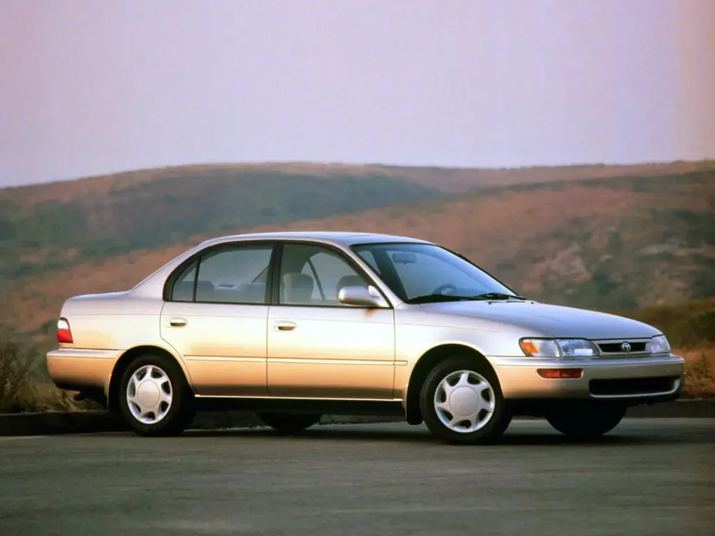 Toyota Corolla рестайлинг 1995, седан, 7 поколение, E100 (05.1995 - 06.1997)