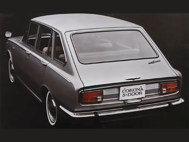 Toyota Corona 2-й рестайлинг 1967, хэтчбек 5 дв., 3 поколение (06.1967 - 08.1968)