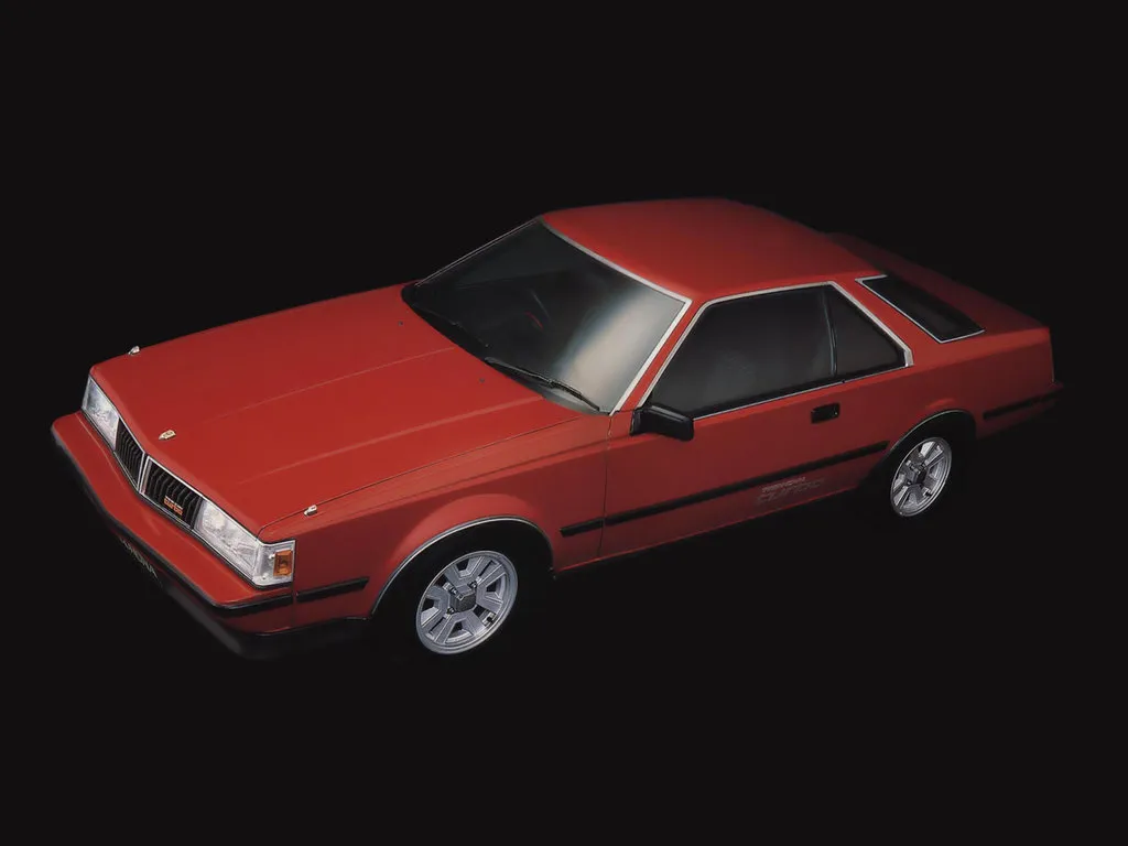 Toyota Corona рестайлинг 1983, купе, 7 поколение, T140 (10.1983 - 08.1985)