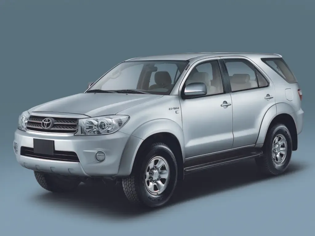 Toyota Fortuner рестайлинг 2008, джип/suv 5 дв., 1 поколение, AN50, AN60 (08.2008 - 10.2011)