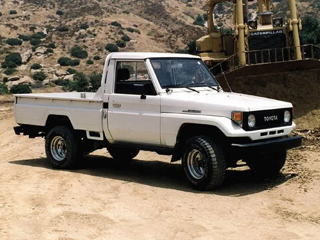 Toyota Land Cruiser 1987, пикап, 8 поколение, J70 (08.1987 - 01.1995)